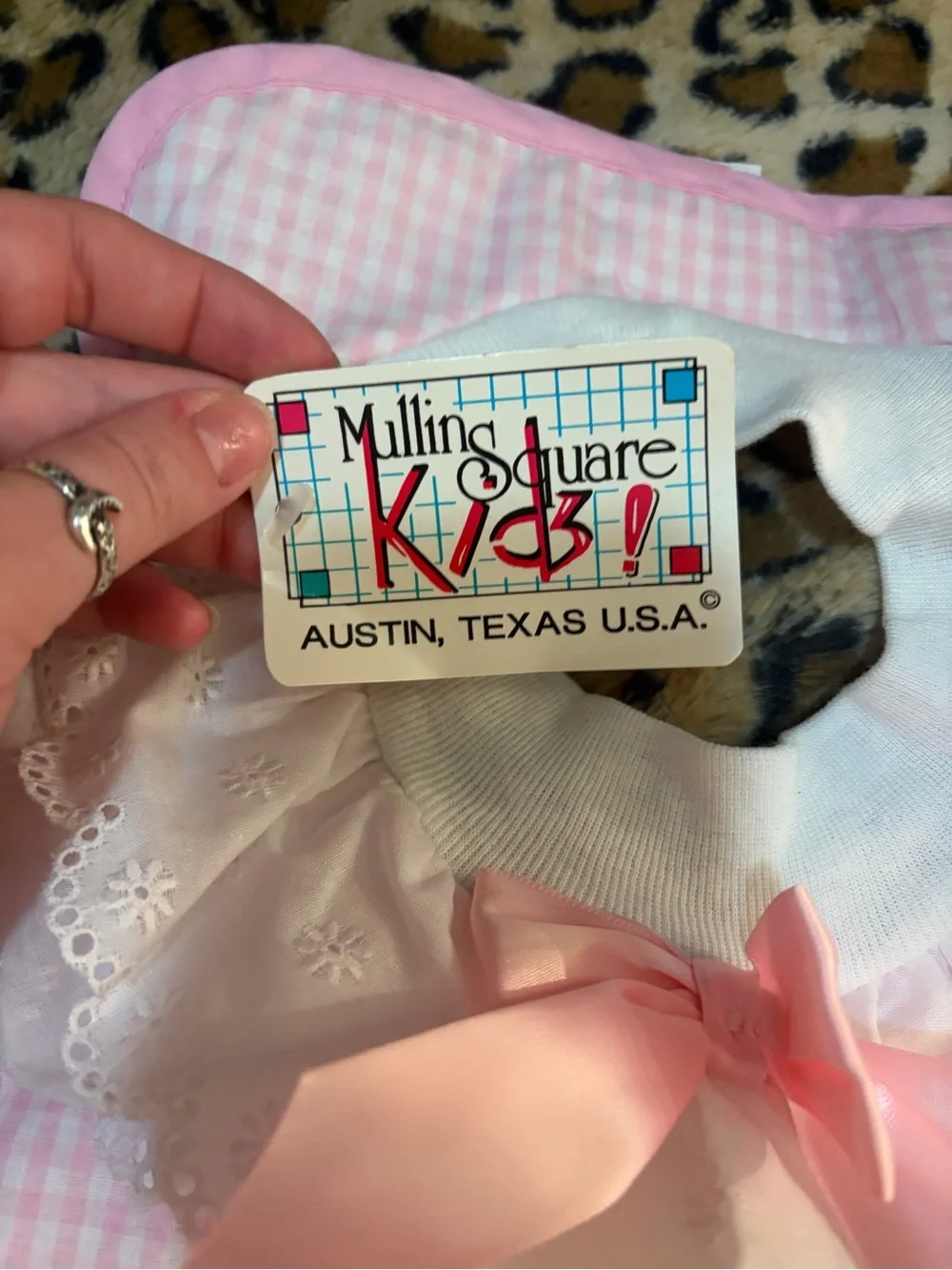 Millins kids square soft pink